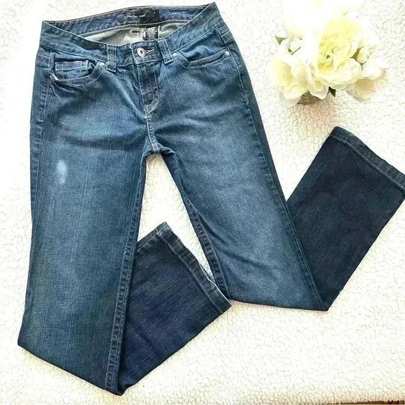 Calvin Klein Modern Flare Midrise Faded Stretch Embroidered Jeans Size 6 - Picture 2 of 15